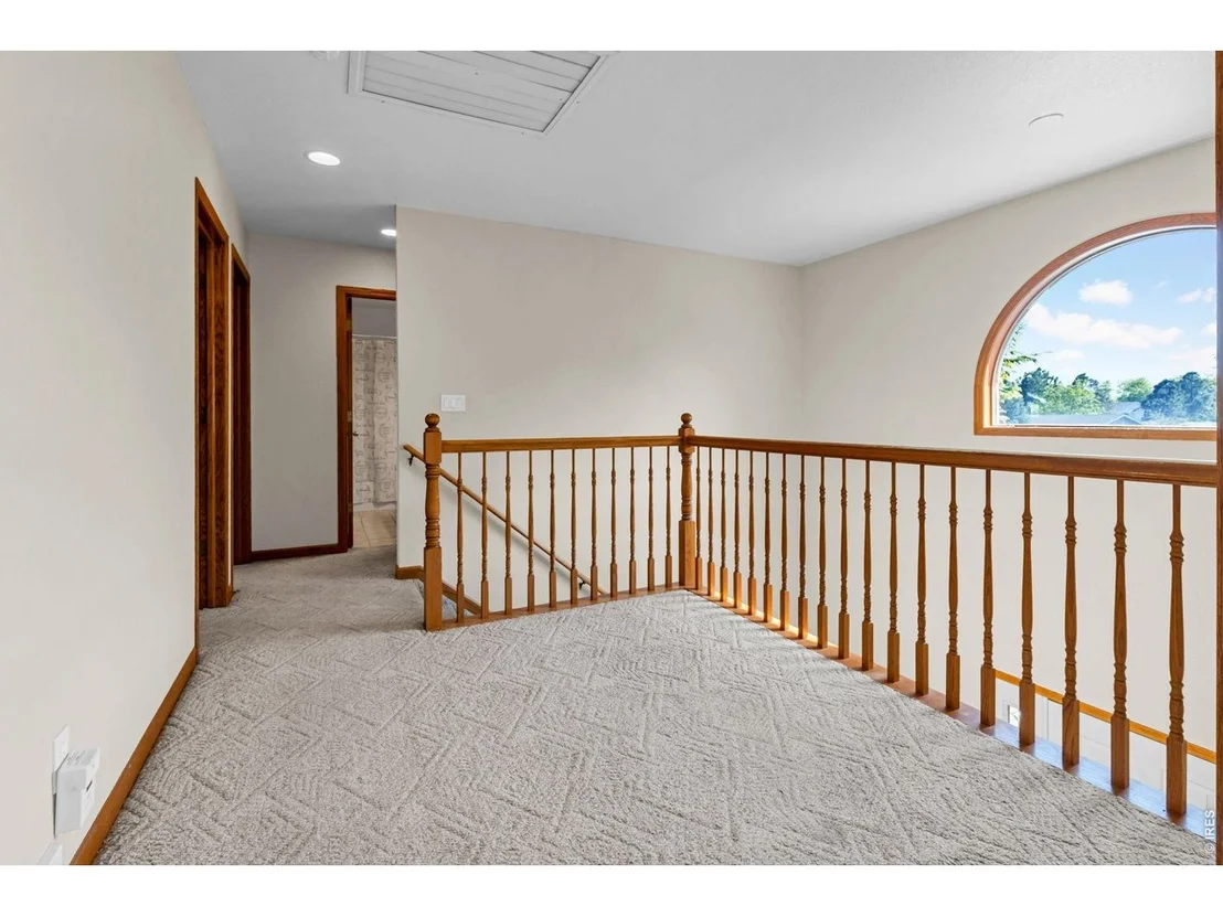 Photo of 930 Grouse Cir