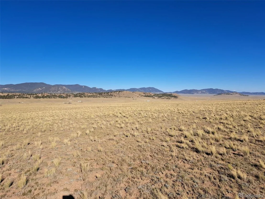 Photo of 475 Summit Rd
