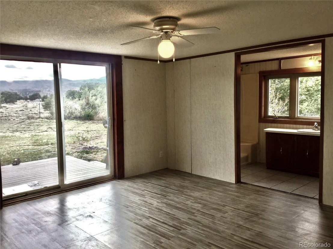 Photo of 10160 County Road 190 West