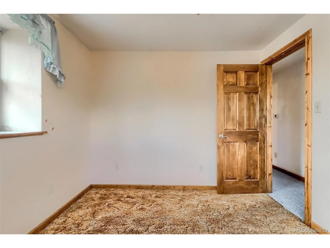 Photo of 4744 Dover St