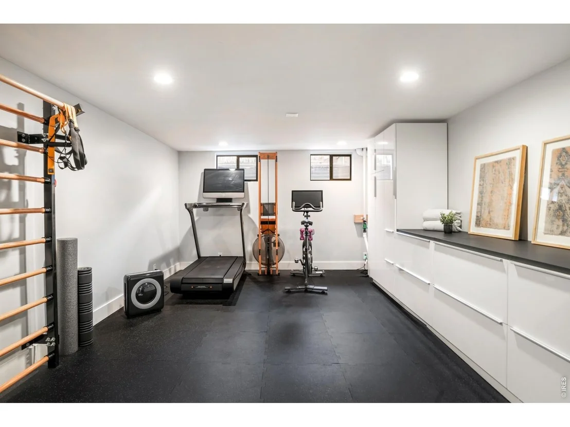 Photo of 200 Mohawk Dr