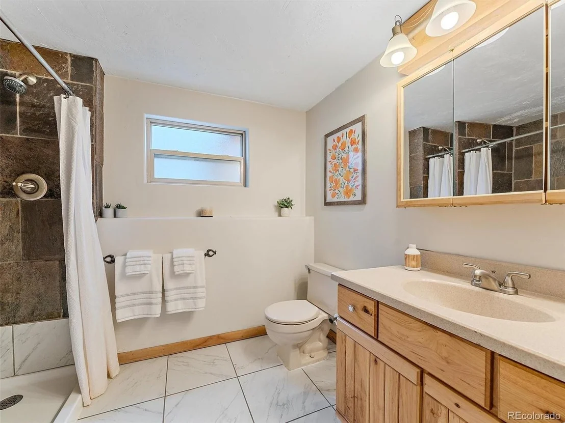 Photo of 1406 Sinton Rd