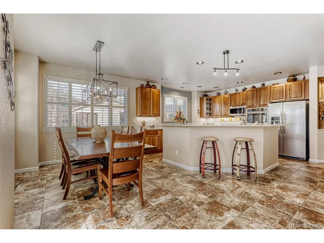 Photo of 6080 Rogers Cir
