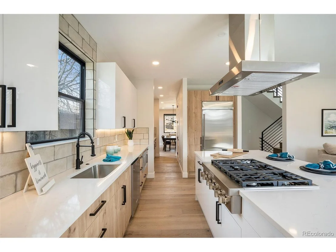 Photo of 1165 Locust St