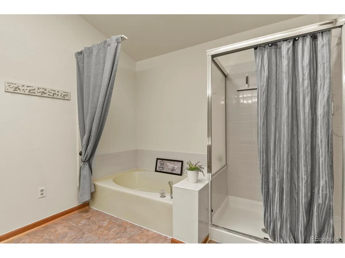 Photo of 10548 Hobbit Ln