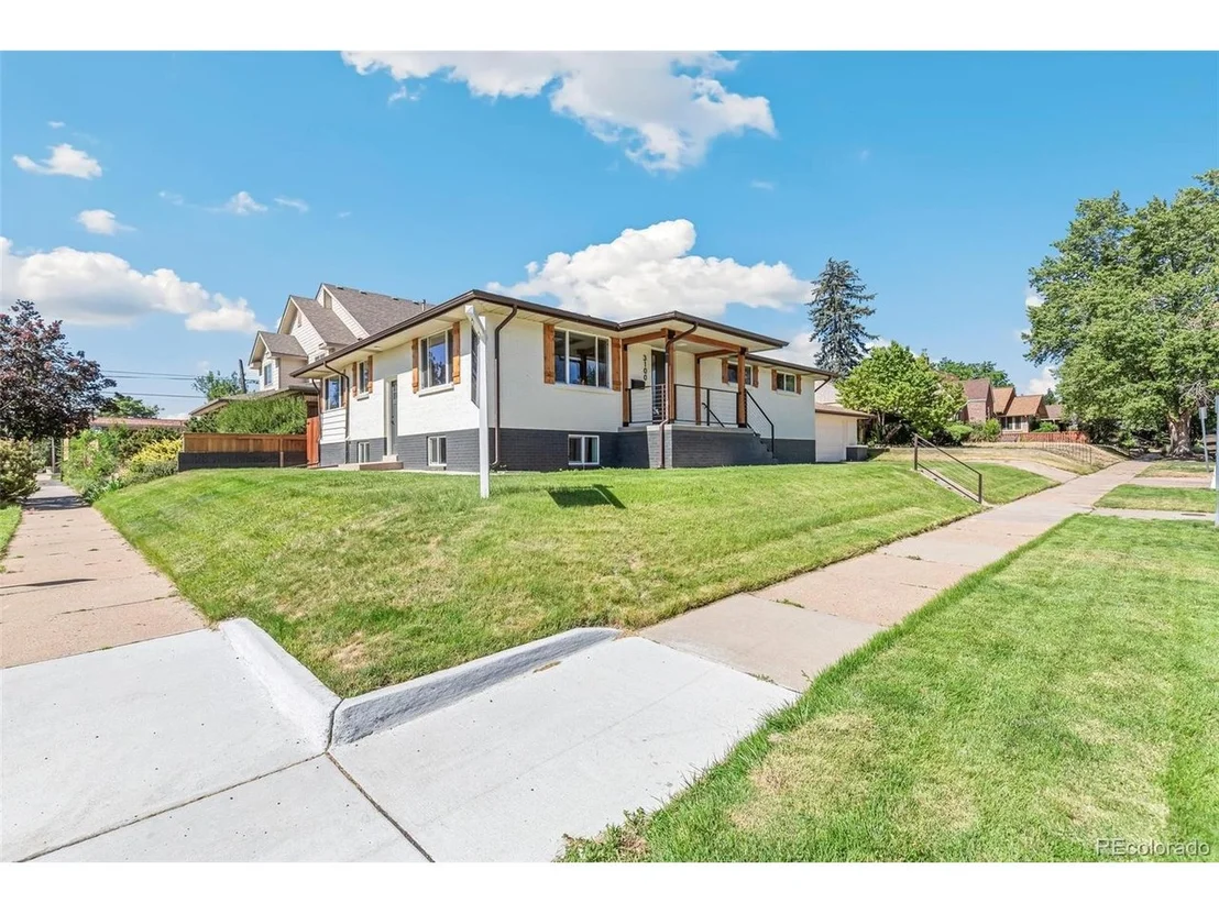 Photo of 3100 W Denver Pl