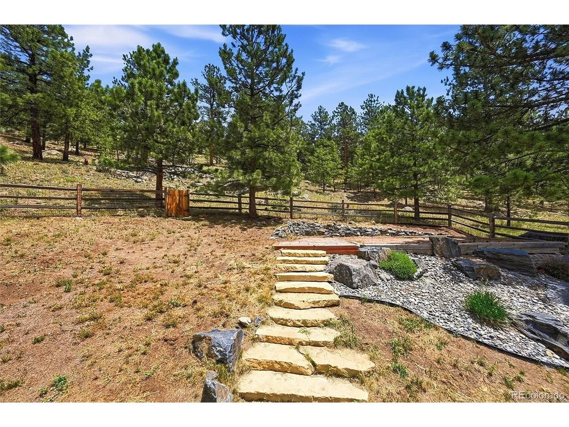 Photo of 1922 Baldy Ln
