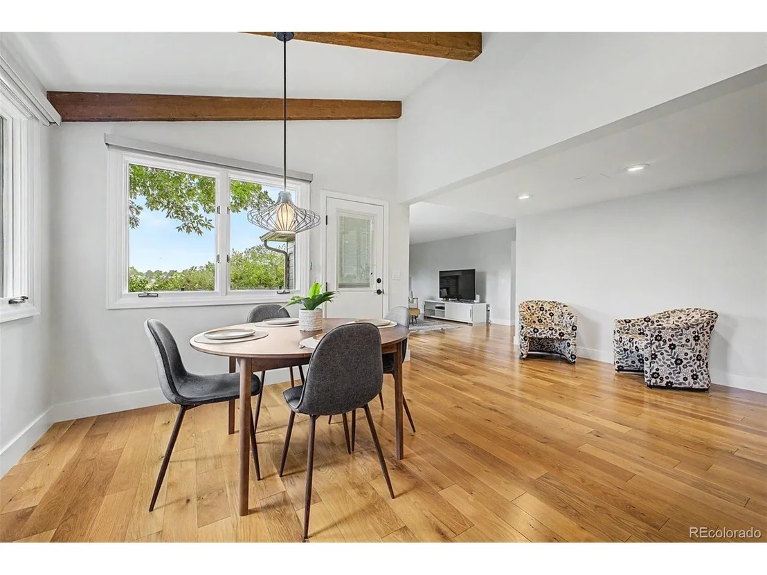 Photo of 8210 Jay Cir