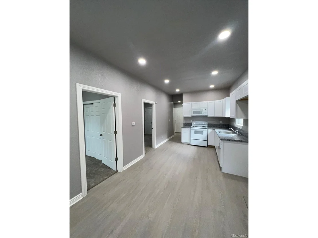 Photo of 4638 Logan St