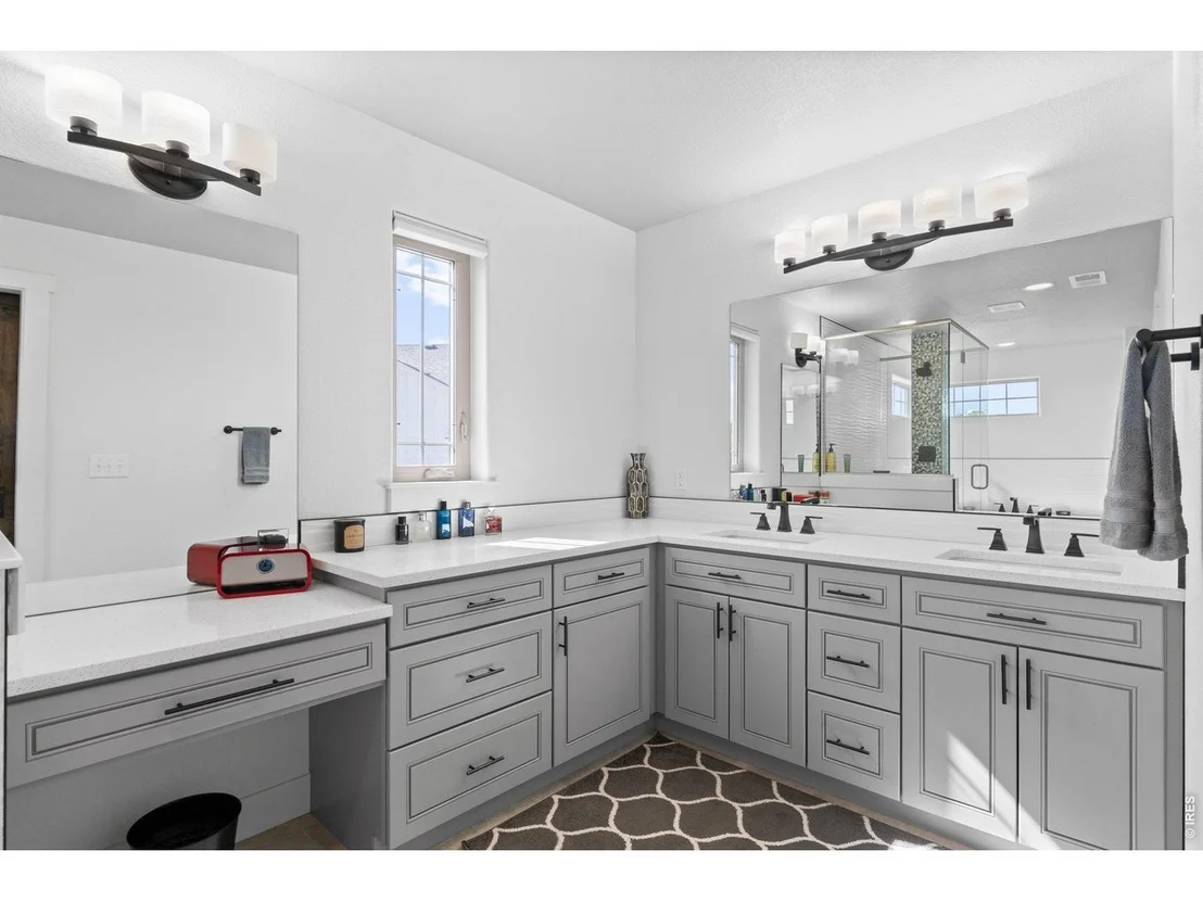 Photo of 128 Chapel Hill Cir