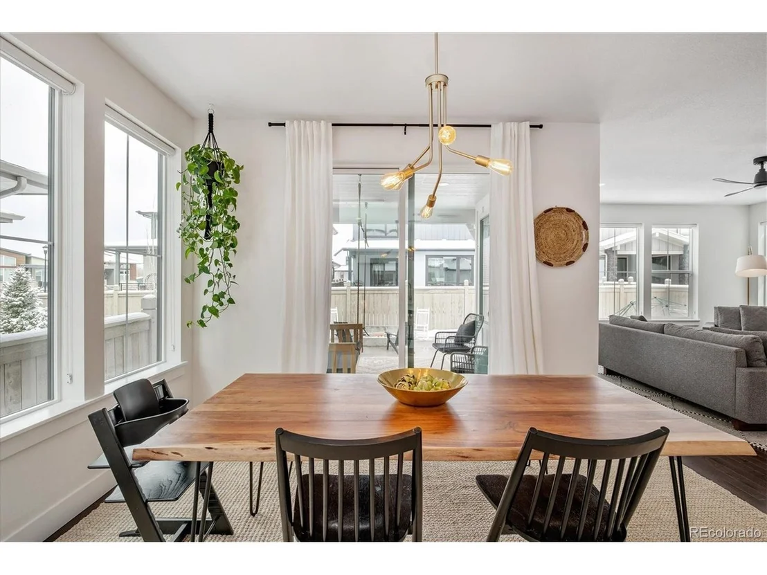 Photo of 5640 Wheaton Ave