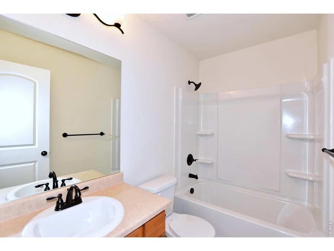 Photo of 2394 Juno Ln