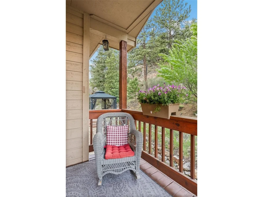 Photo of 3044 High Rd