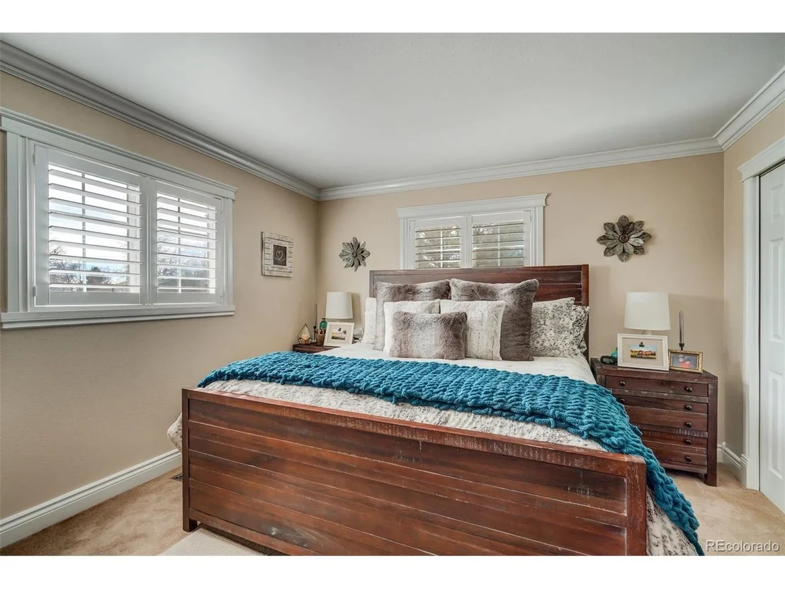 Photo of 7 Belaire Dr
