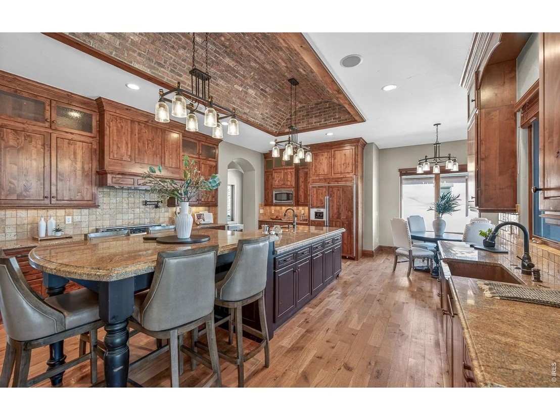 Photo of 2102 Shoreside Dr