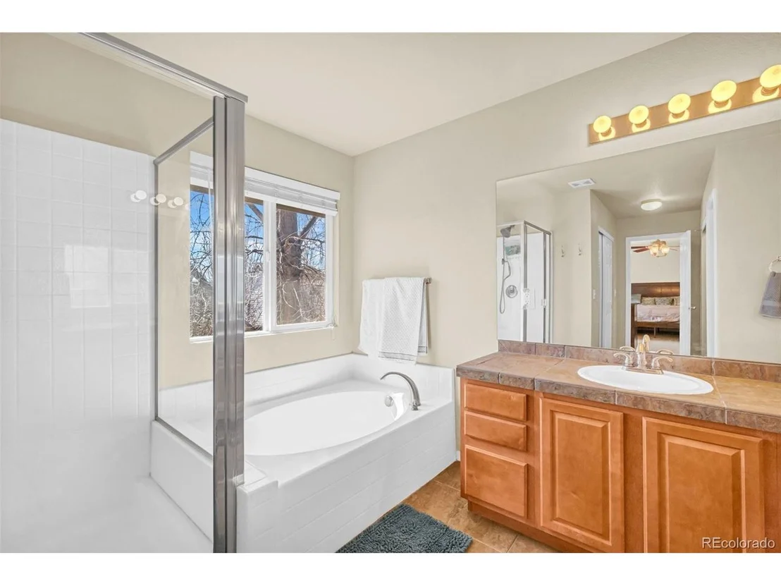 Photo of 320 Short Dr