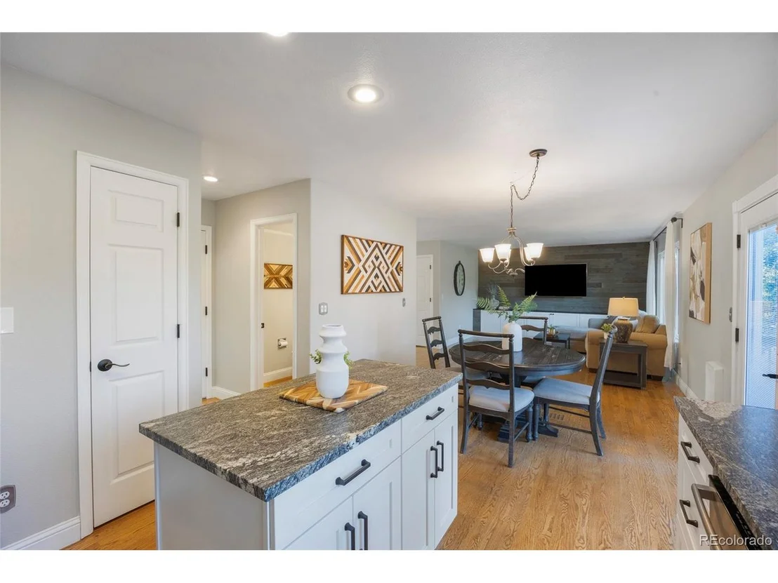 Photo of 16501 Bluebonnet Dr