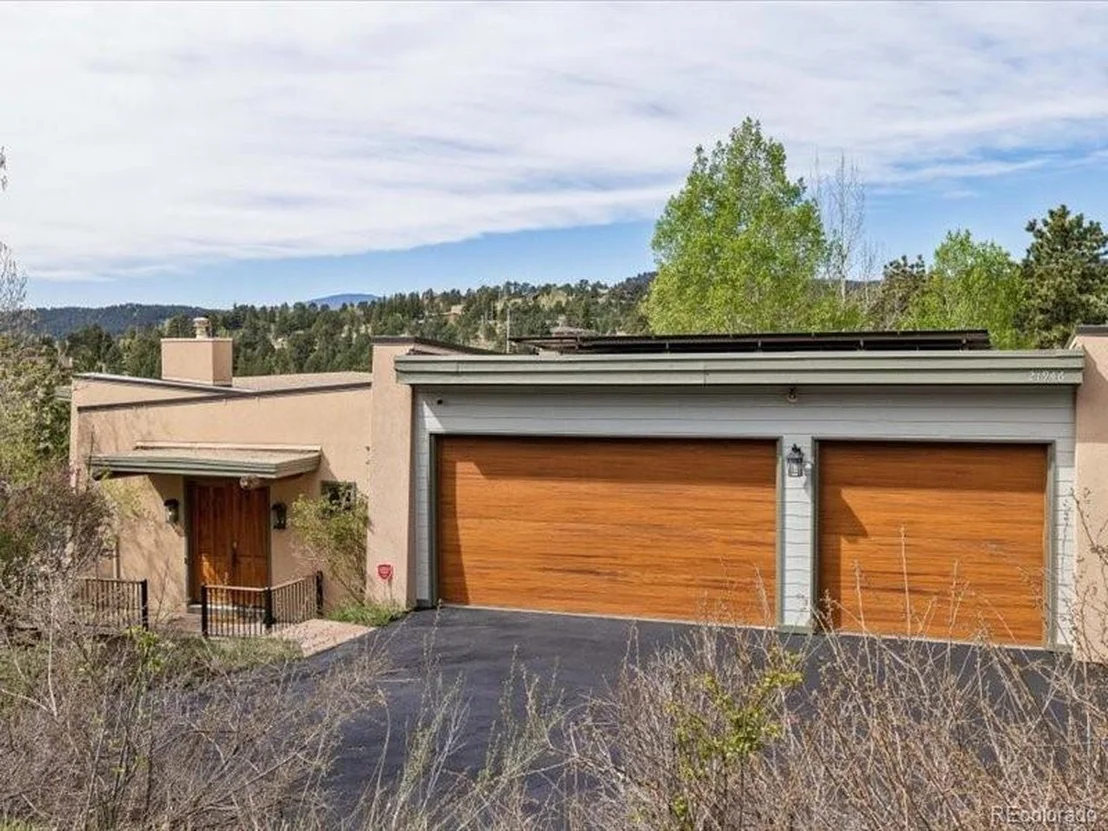 Photo of 21946 Panorama Dr