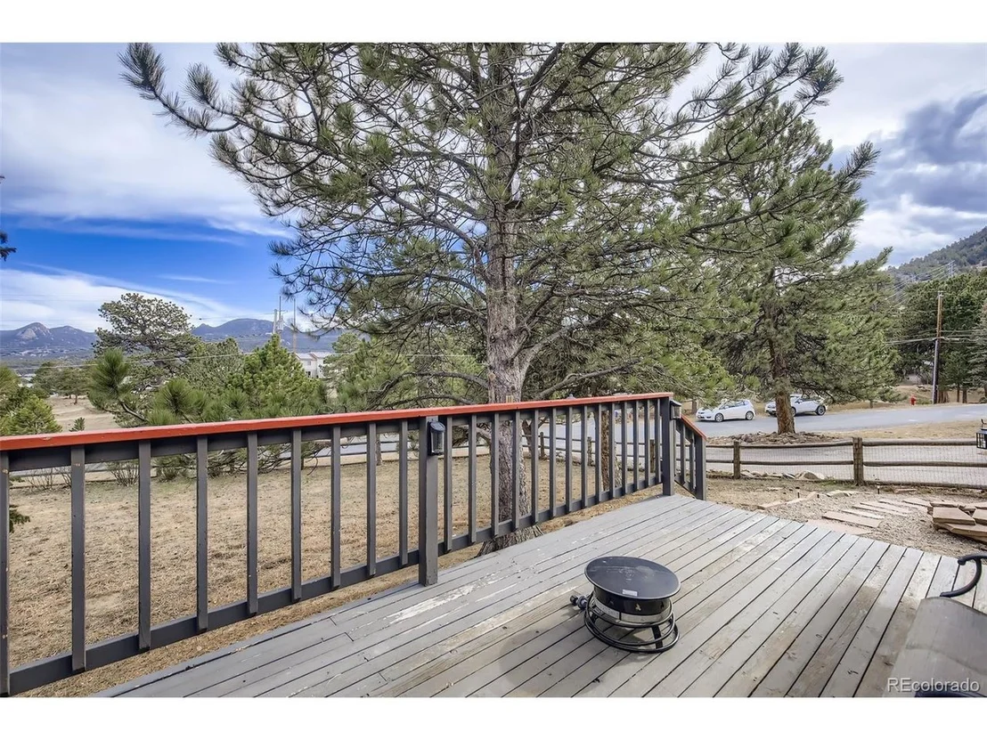 Photo of 178 Stanley Circle Dr