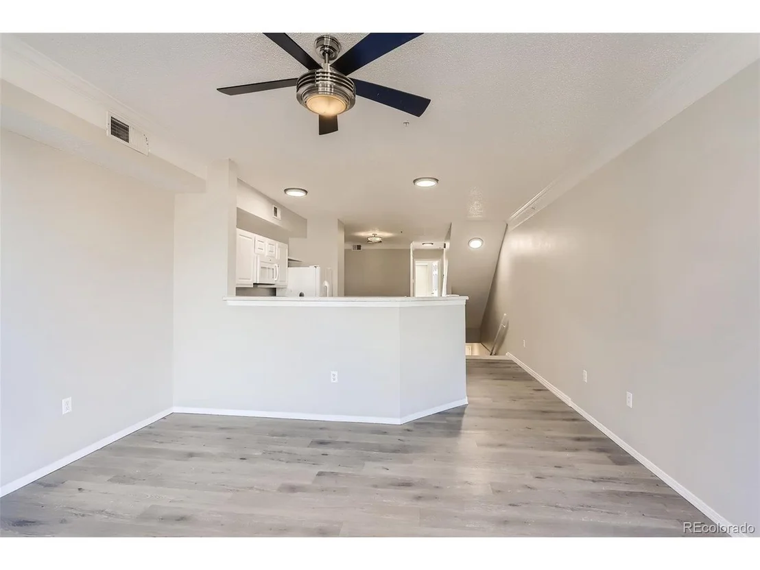 Photo of 1875 Spaulding Cir