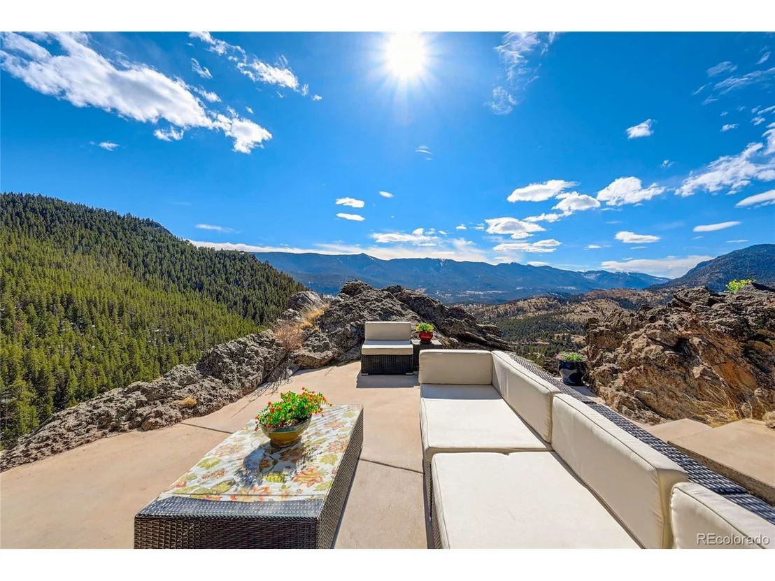 Photo of 632 Aspen Ln