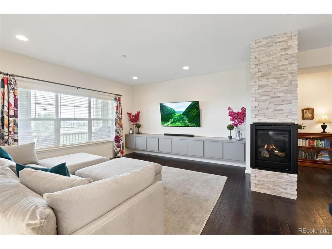 Photo of 2285 Prospect Ln