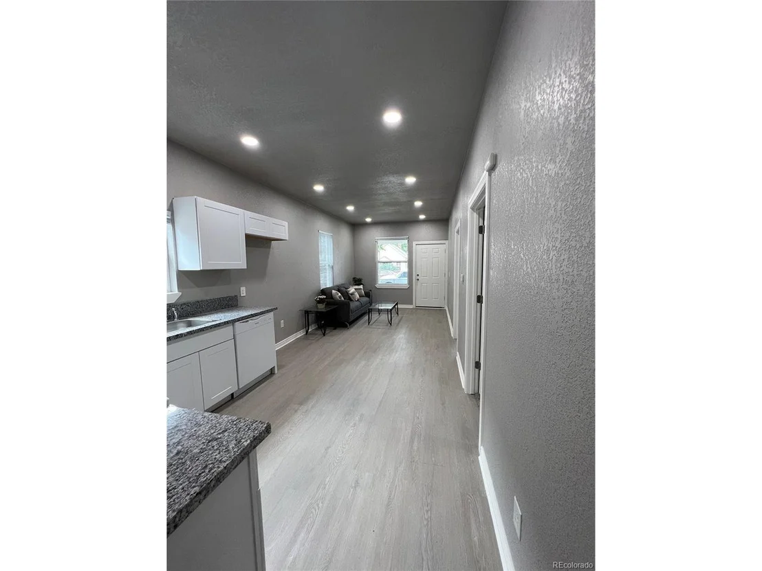 Photo of 4638 Logan St