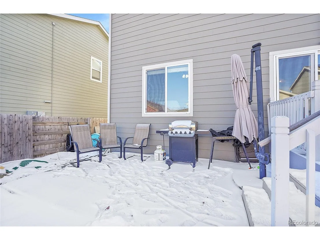 Photo of 567 Solano Dr
