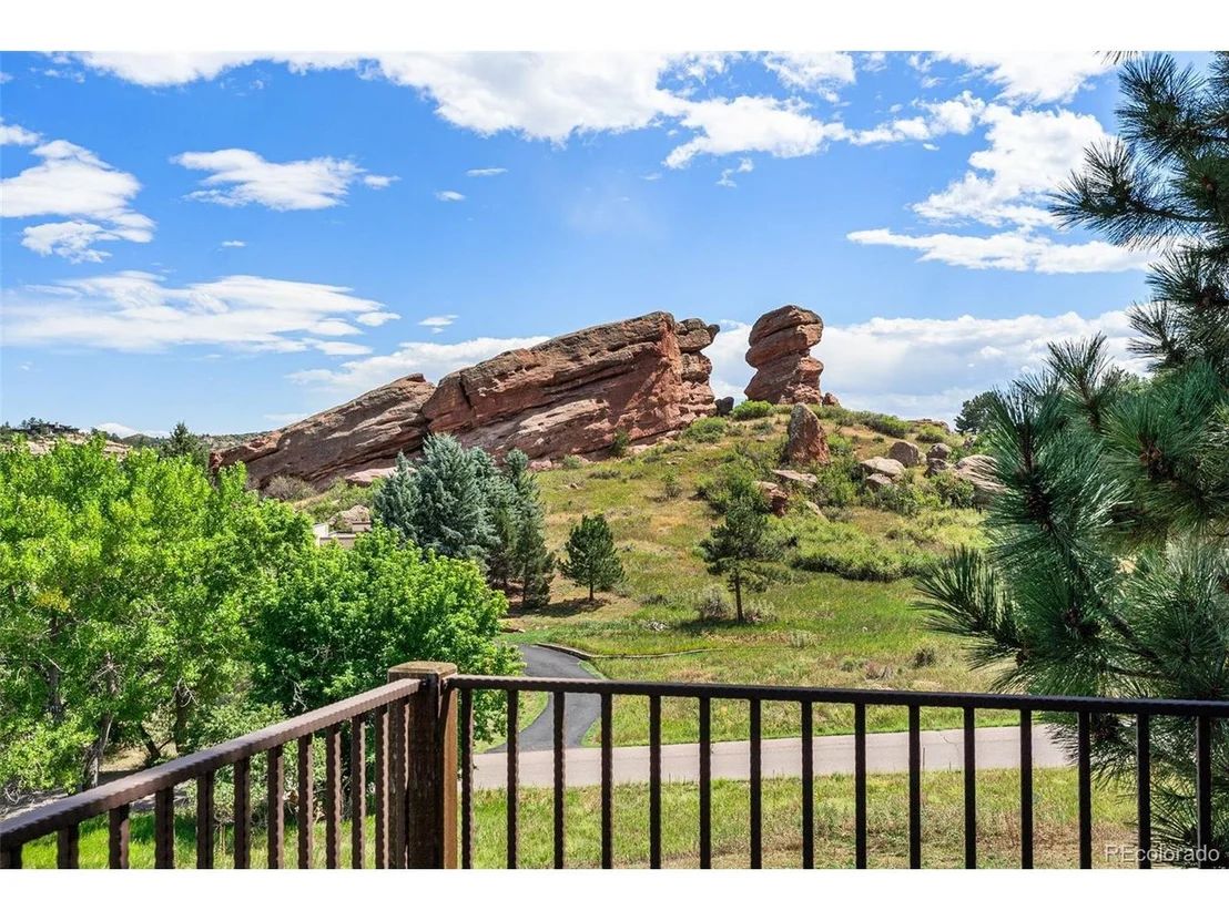 Photo of 15685 Cedarbrook Dr