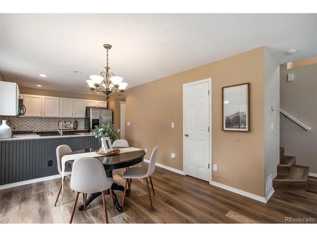 Photo of 1203 Dewey Dr