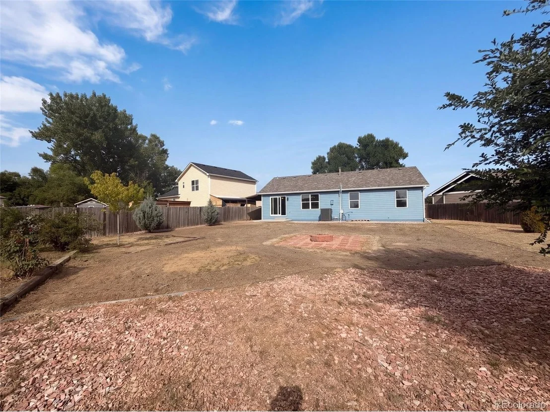 Photo of 3820 Dove Ln