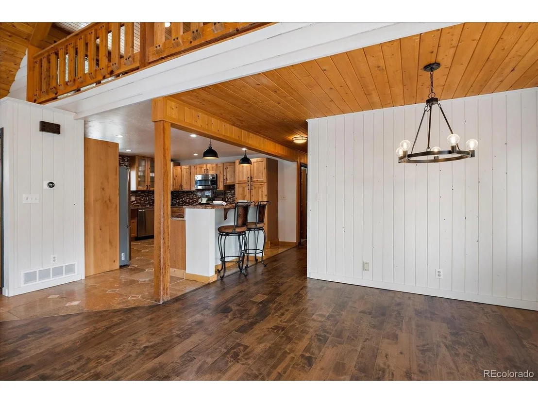 Photo of 81 Mountain View Dr