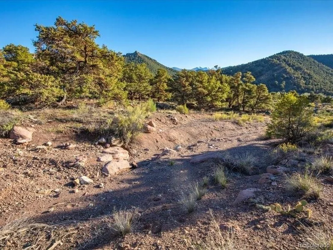 Photo of 1930 County Road 45