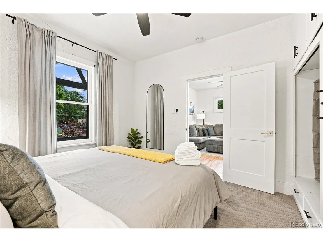 Photo of 1802 W 39th Ave