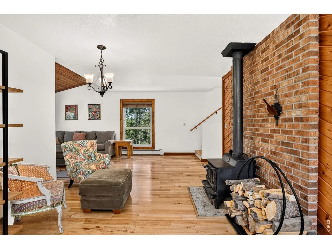 Photo of 104 E Dory Way