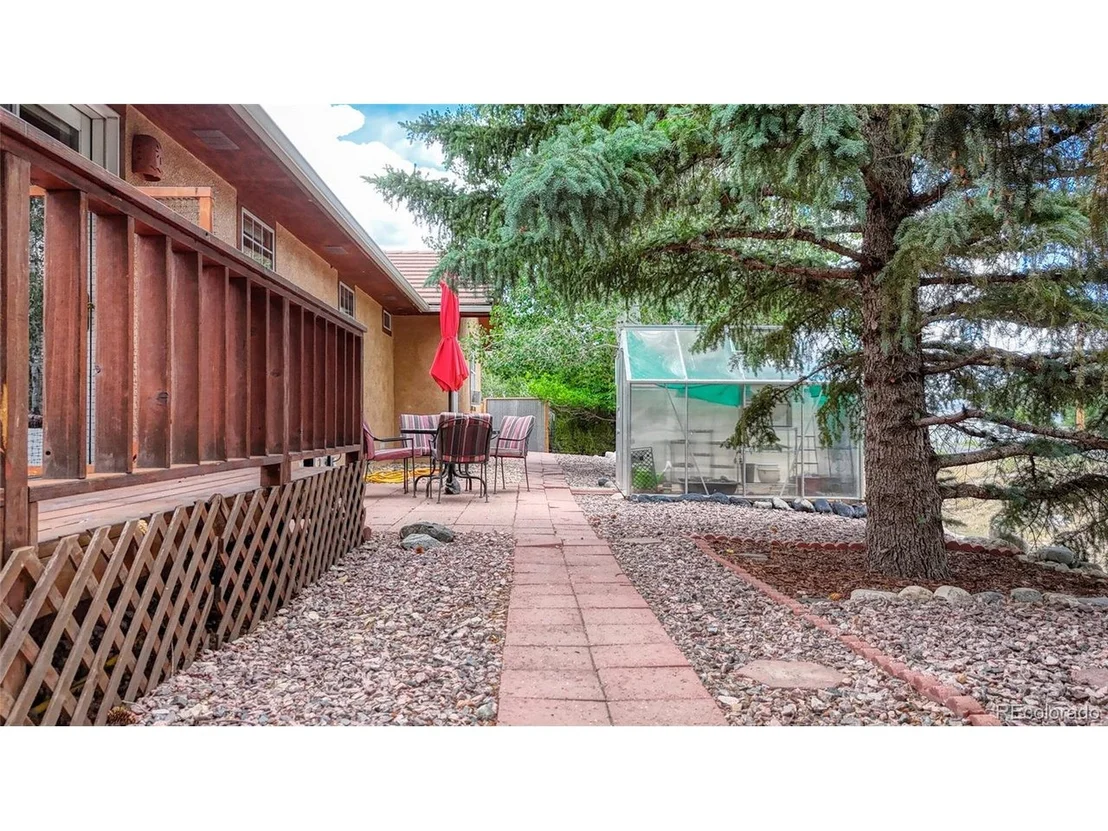 Photo of 1 Silver Spruce Dr