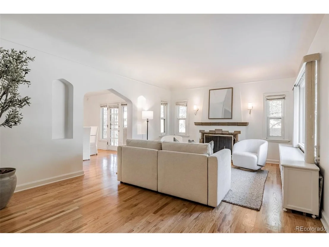 Photo of 4524 Montview Blvd