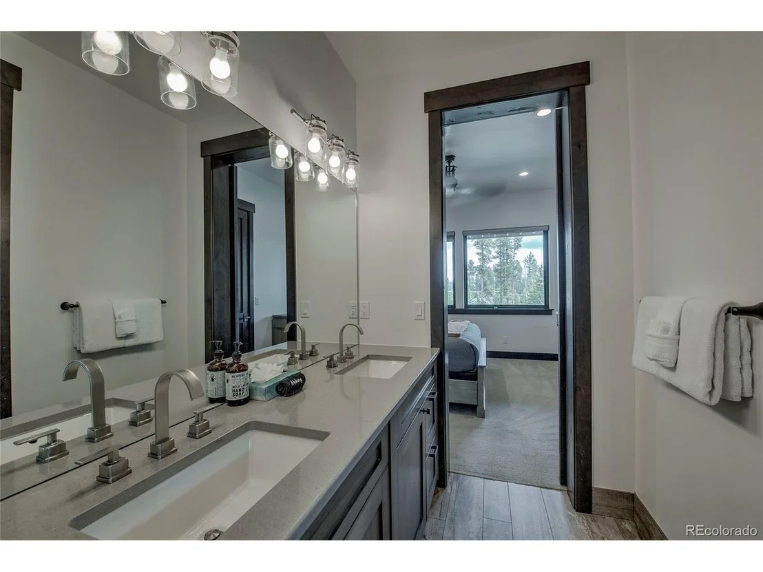 Photo of 89 Barton Way