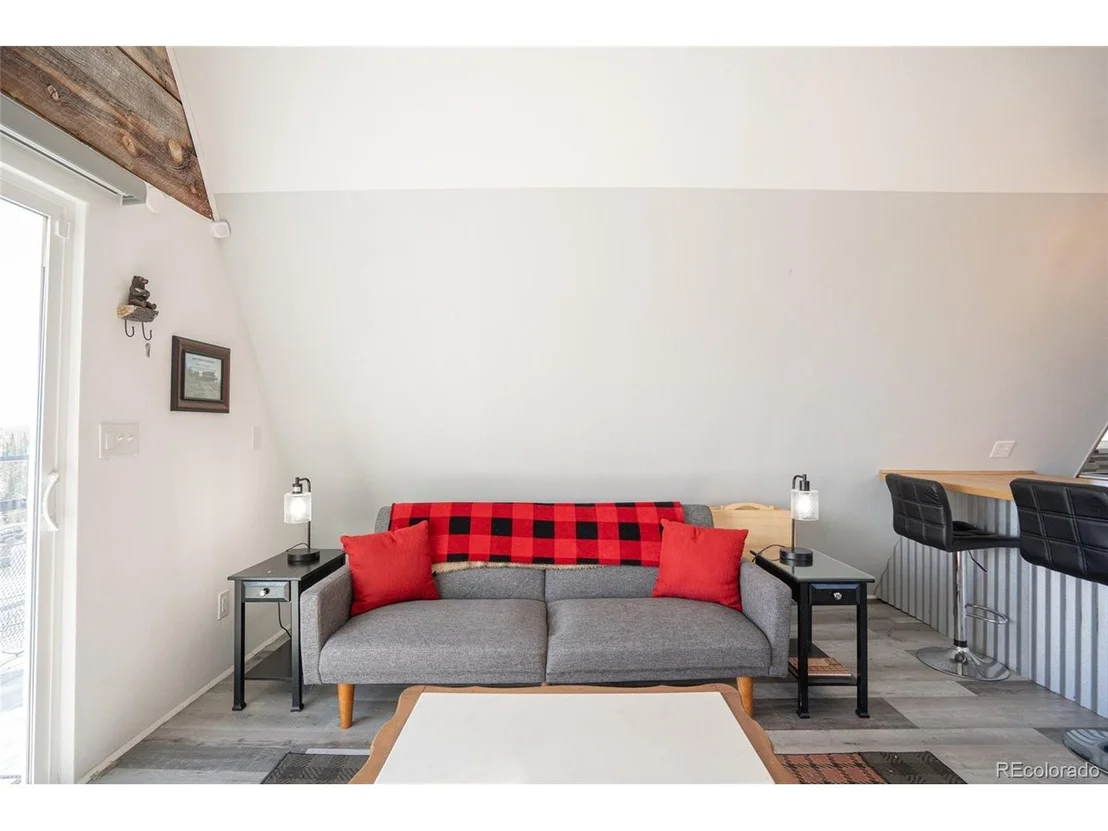 Photo of 331 Frenchman Rd