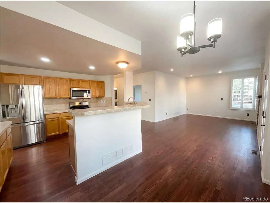 Photo of 1721 Mountain Maple Ave