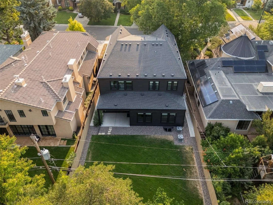 Photo of 330 Elm St