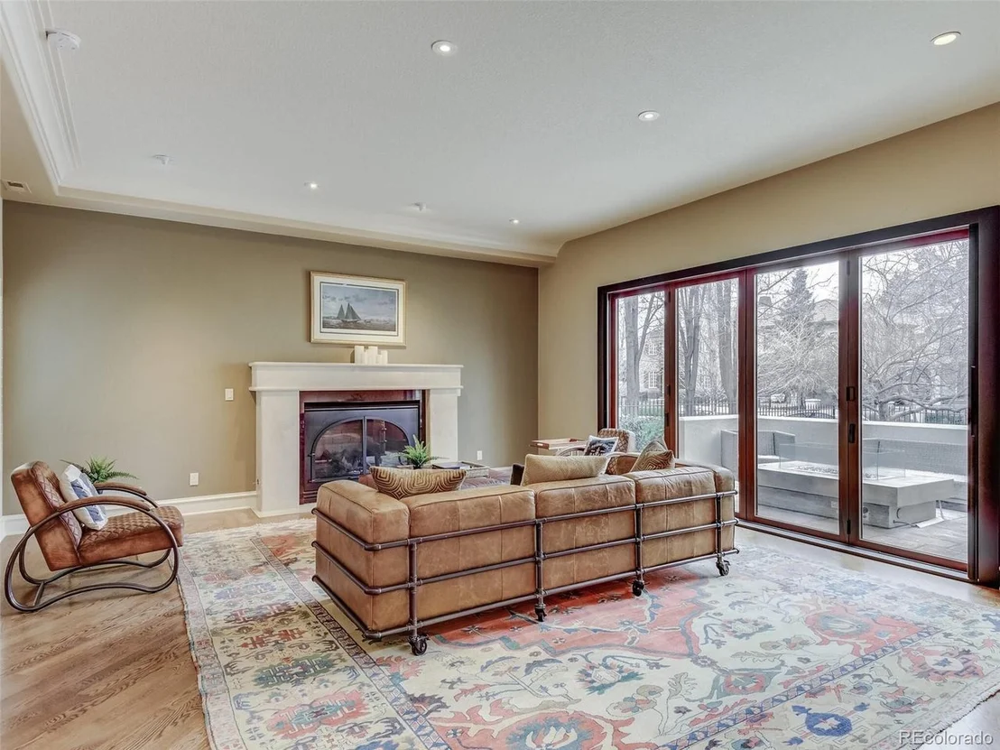 Photo of 464 Madison St