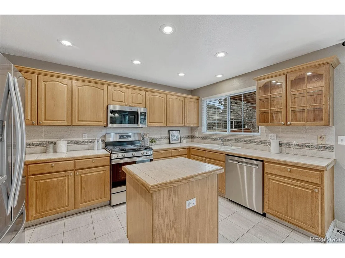Photo of 16350 Hedgeway Dr