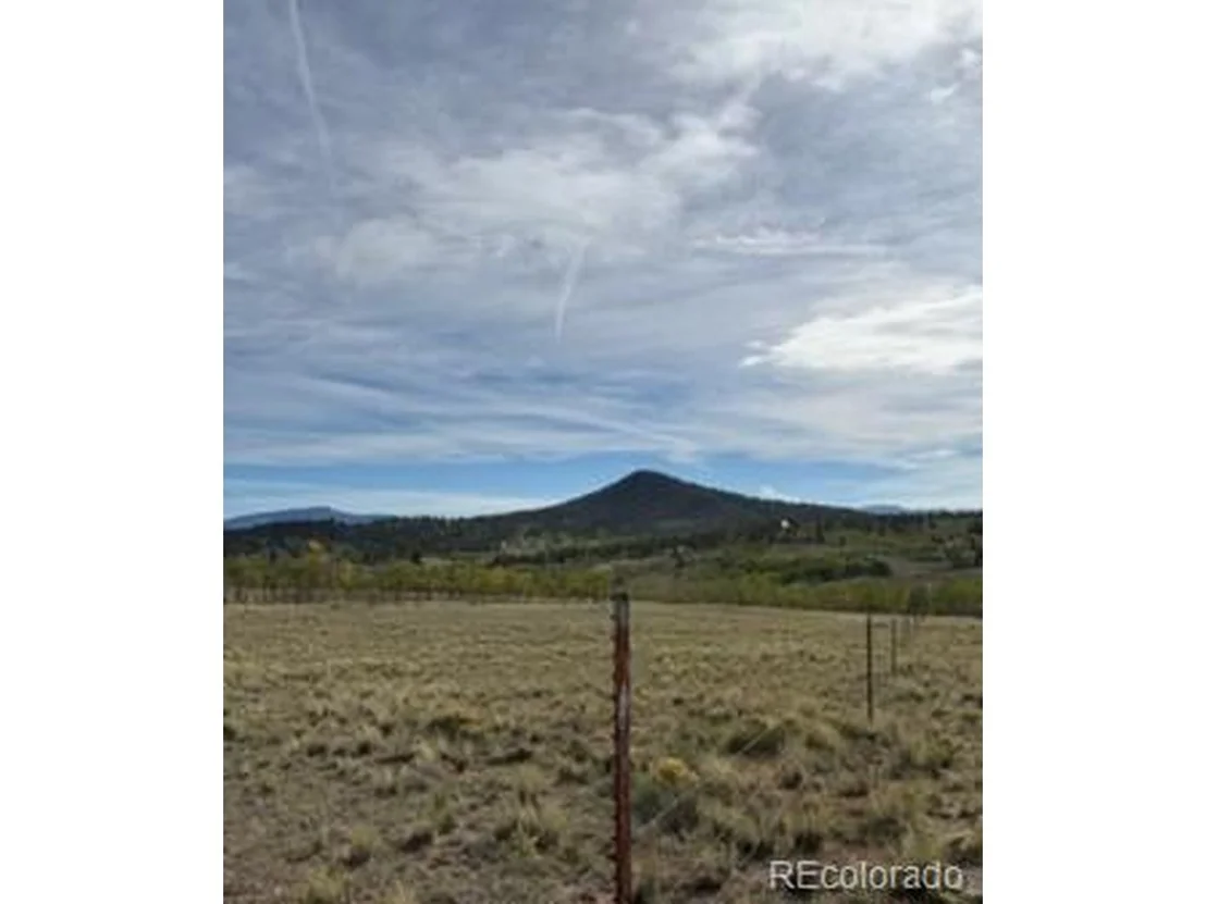 Photo of 649 Vulture Ln