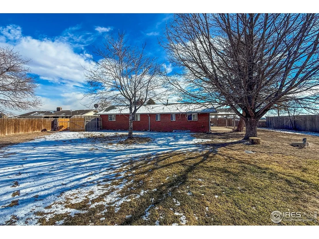 Photo of 37201 Northwest Dr