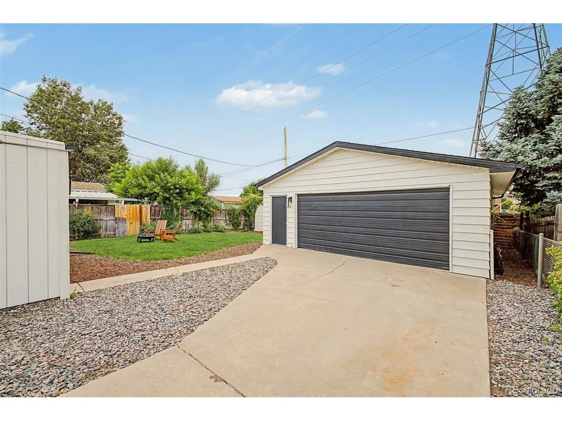 Photo of 3070 W Ford Pl