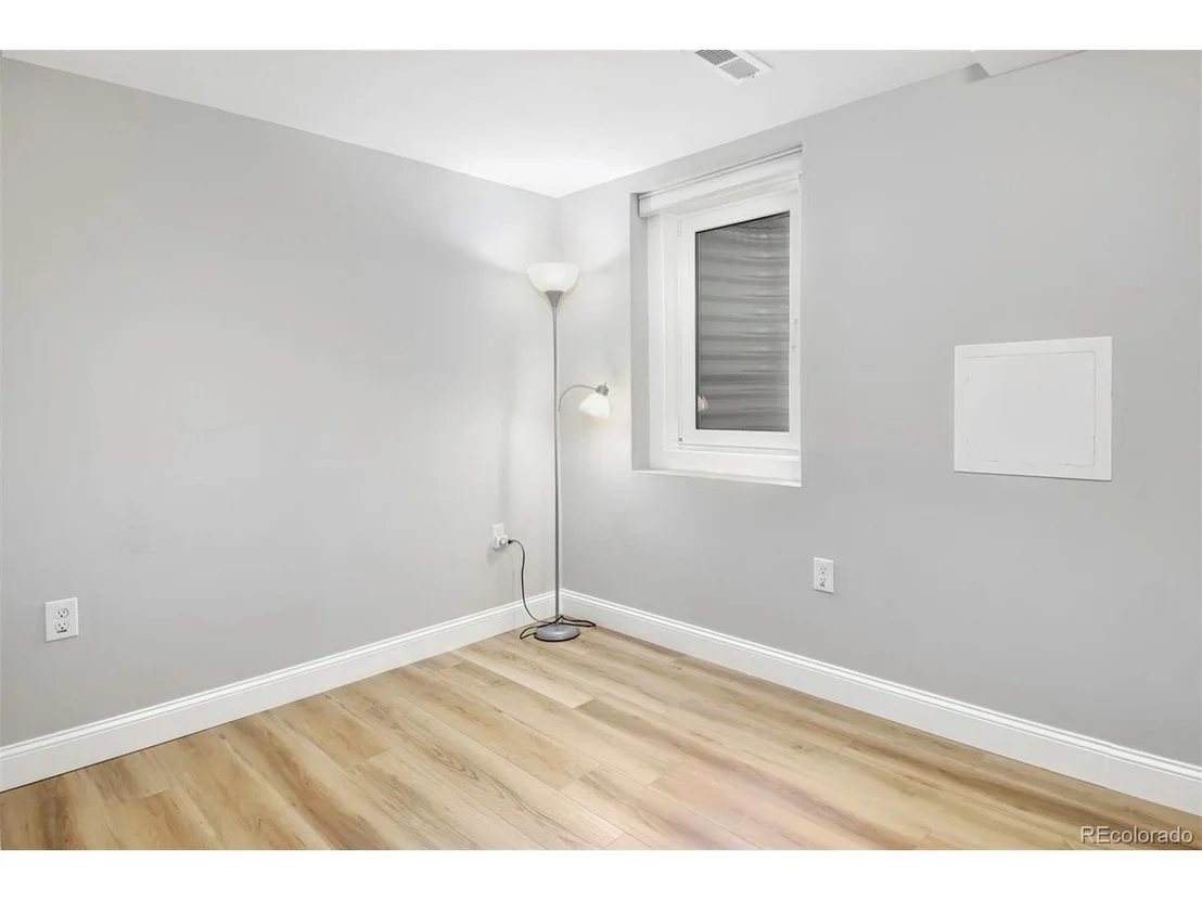 Photo of 7672 Concord Dr
