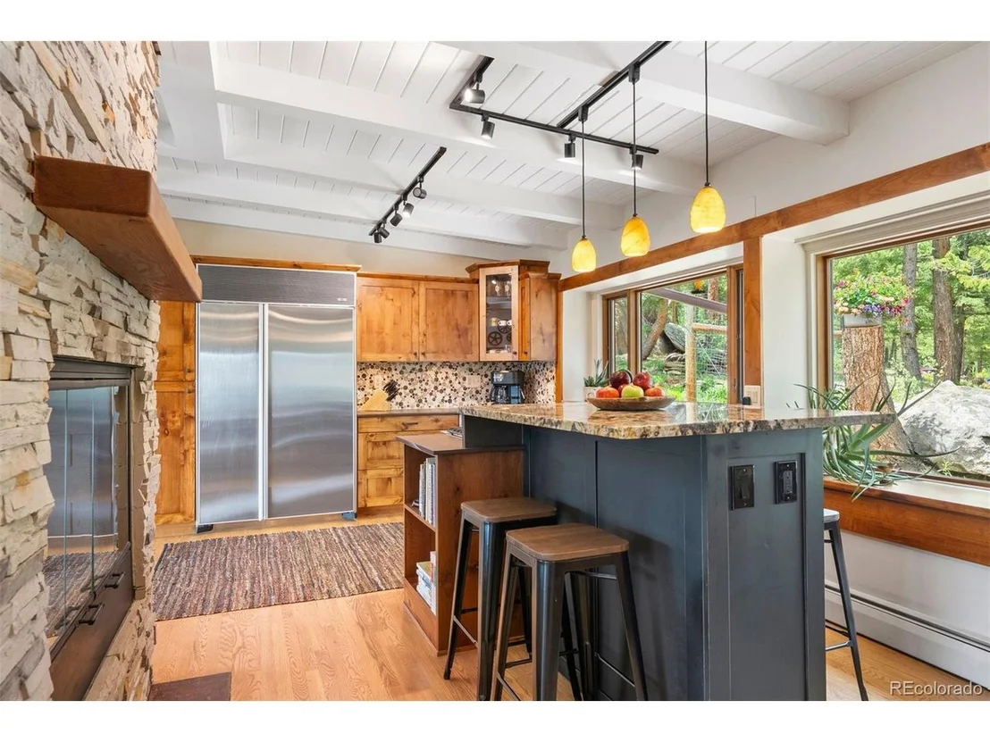Photo of 187 Marion Dr