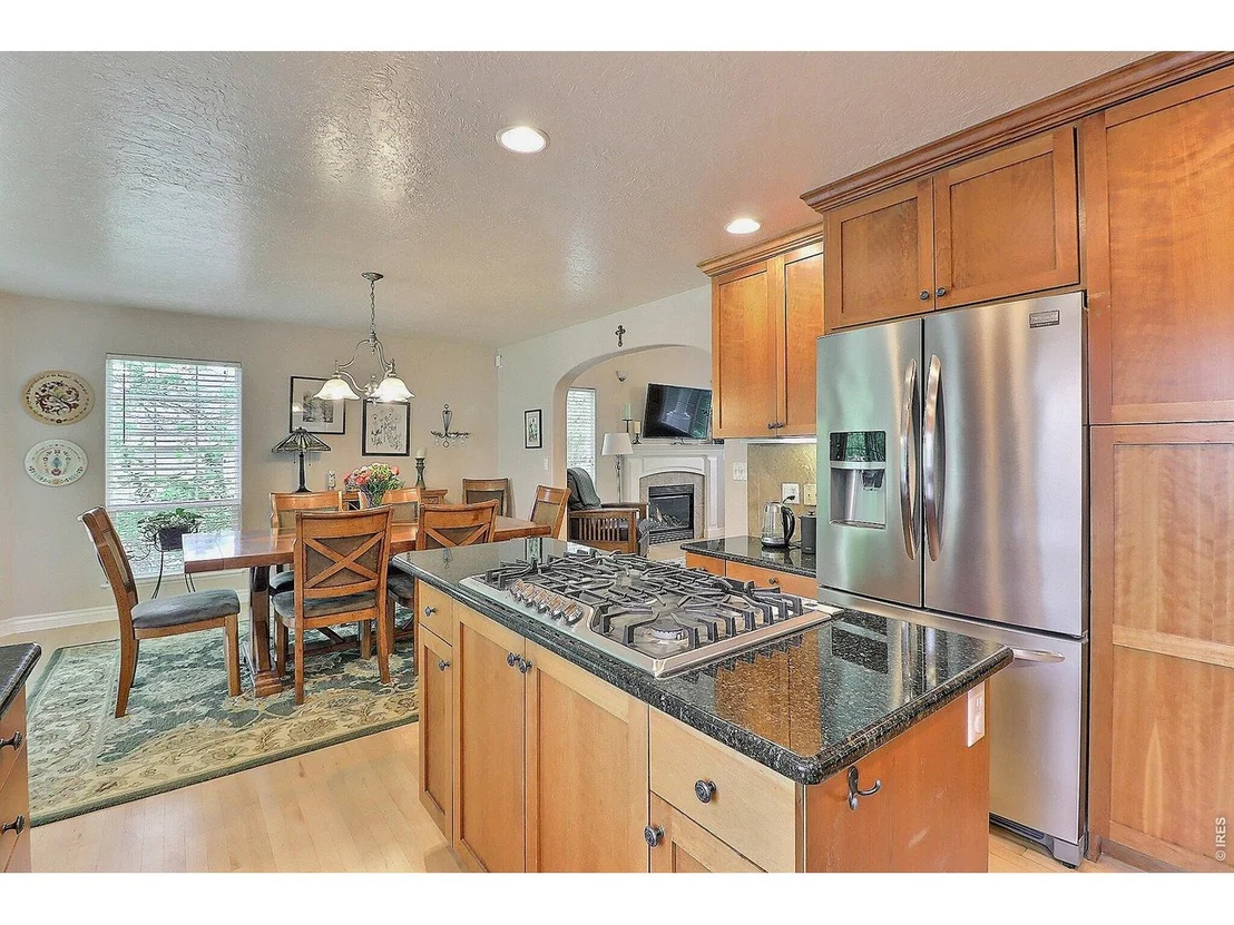Photo of 101 54th Ave