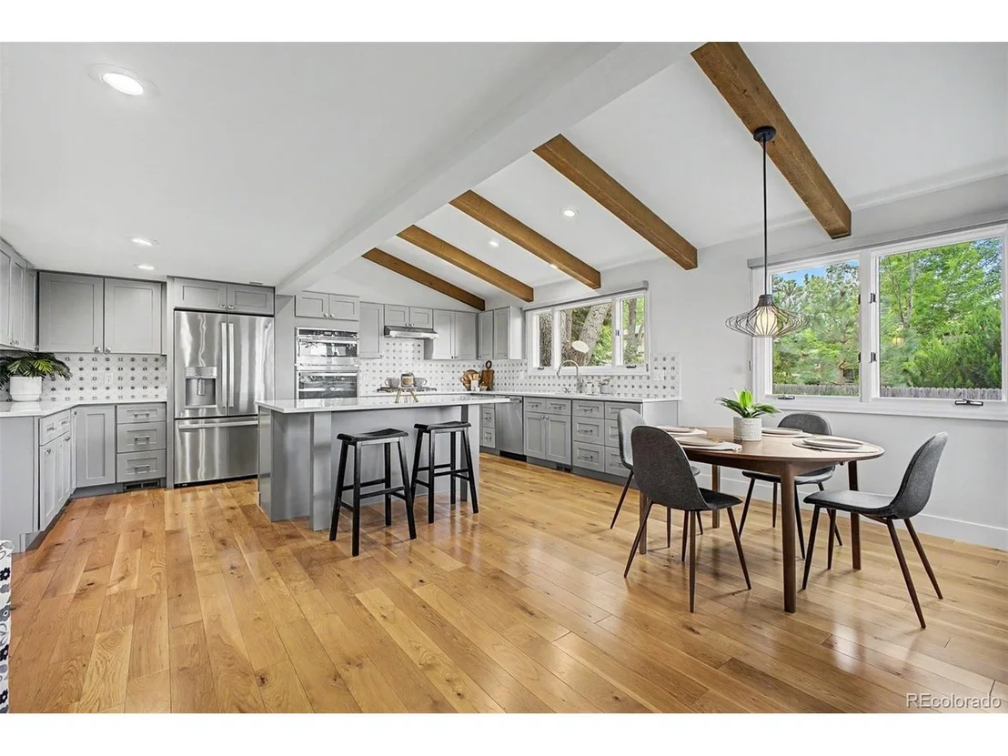 Photo of 8210 Jay Cir